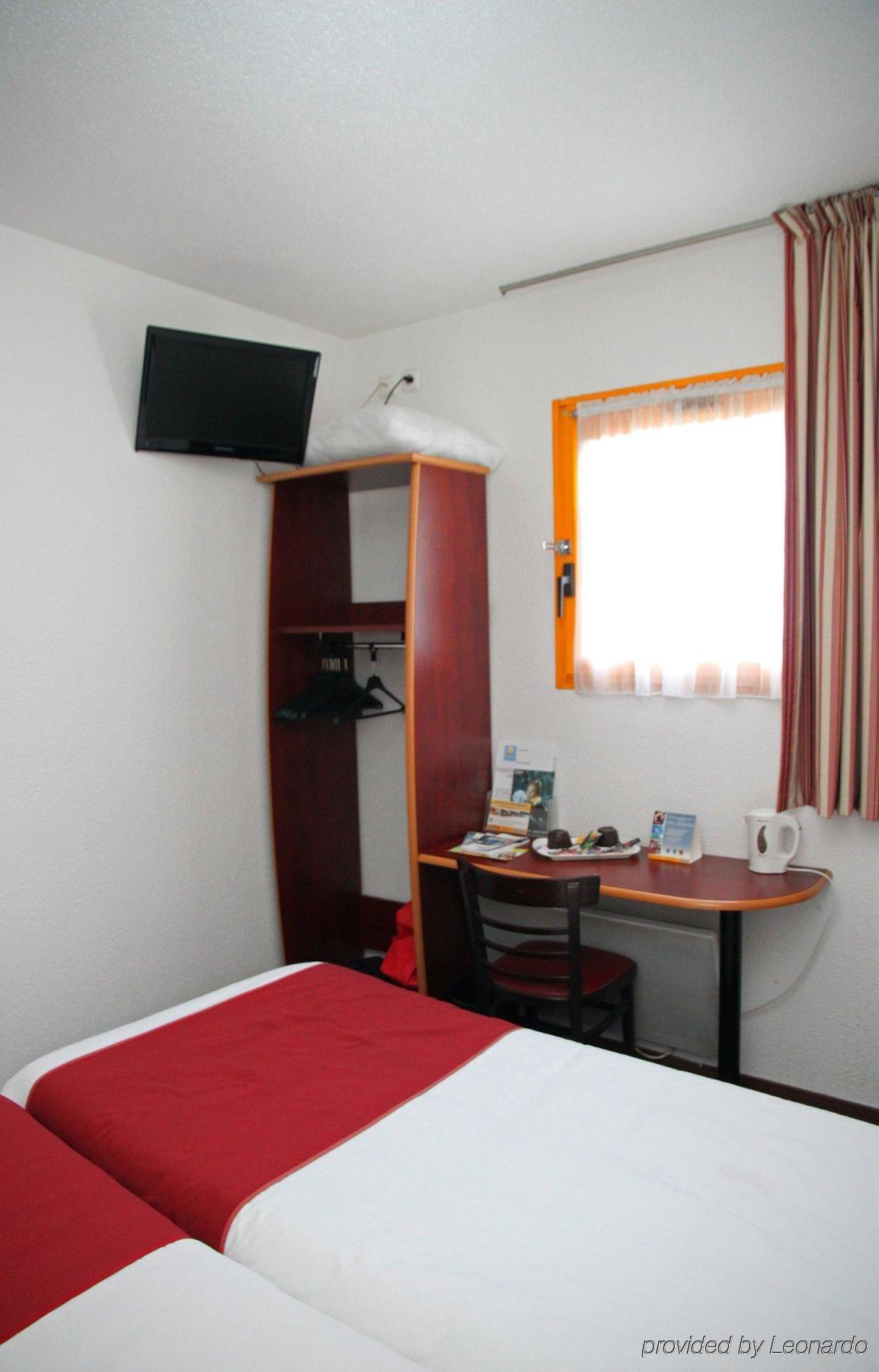 Comfort Hotel Grenoble Saint Egreve Esterno foto
