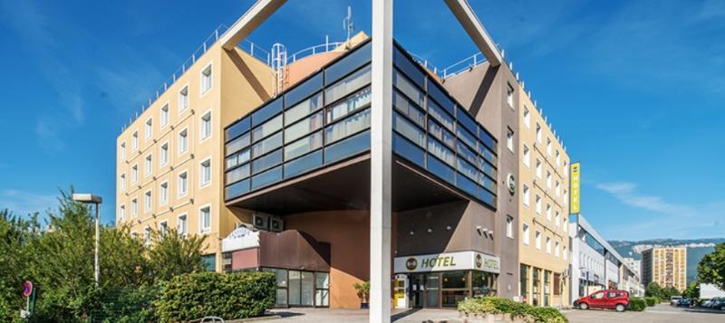 Comfort Hotel Grenoble Saint Egreve Esterno foto